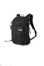 Naturehike Helium 25L Backpack Black – lightweight, stable, and ready for a full day in the outdoors