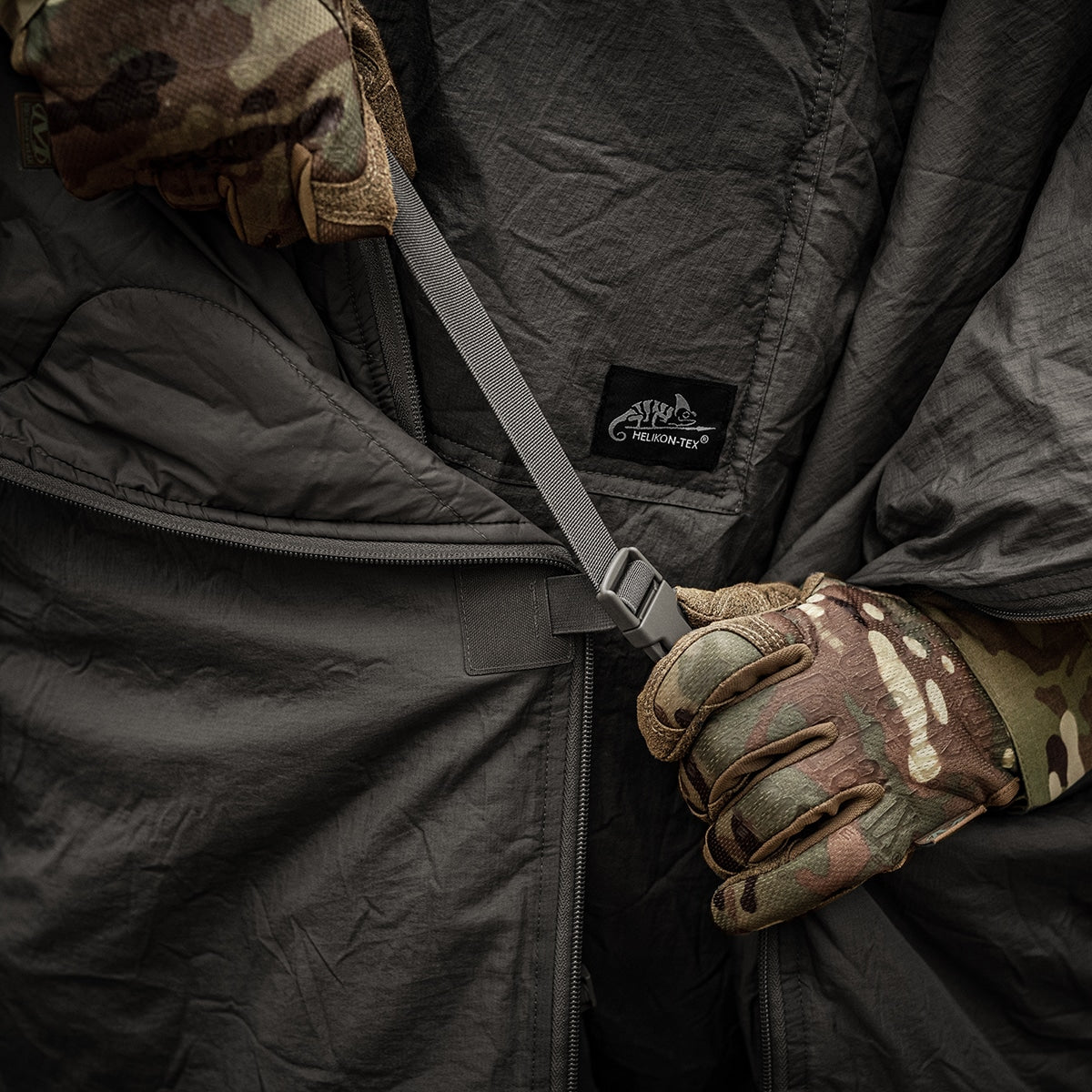 Poncho SWAGMAN ROLL - Shadow Grey