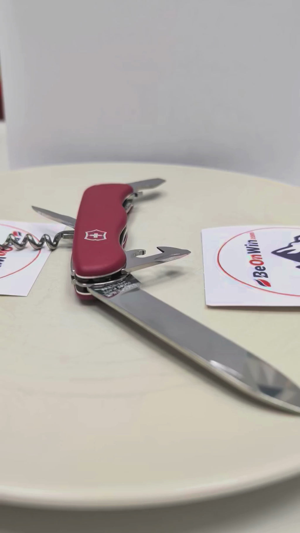 Scyzoryk Victorinox Picknicker - 0.8353